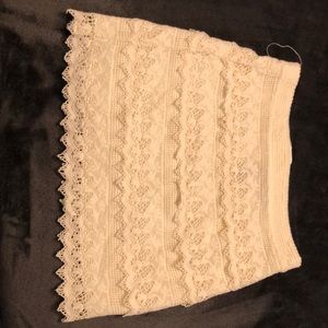 Girl skirt (American Eagle ) cream colored